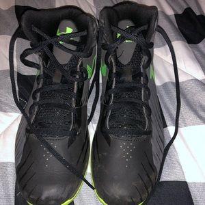 Men’s youth high top basketball shoes